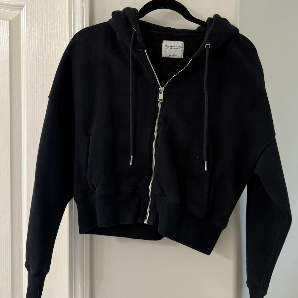 Abercrombie & Fitch Cropped Black Jacket